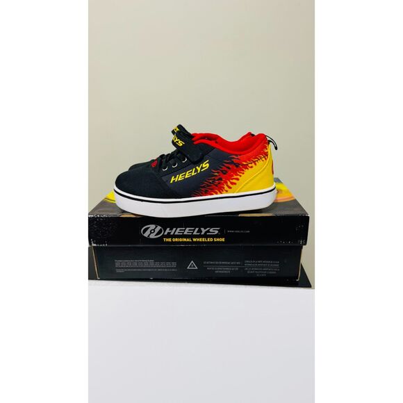 Original Heelys Pro 20 X2 Wheeled Shoes Kids Youth 4 Black Red Yellow Flames - Picture 2 of 8